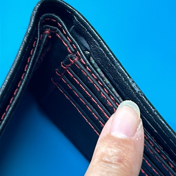 🖤Vtg QuickSilver leather bifold wallet - Picture 16 of 16